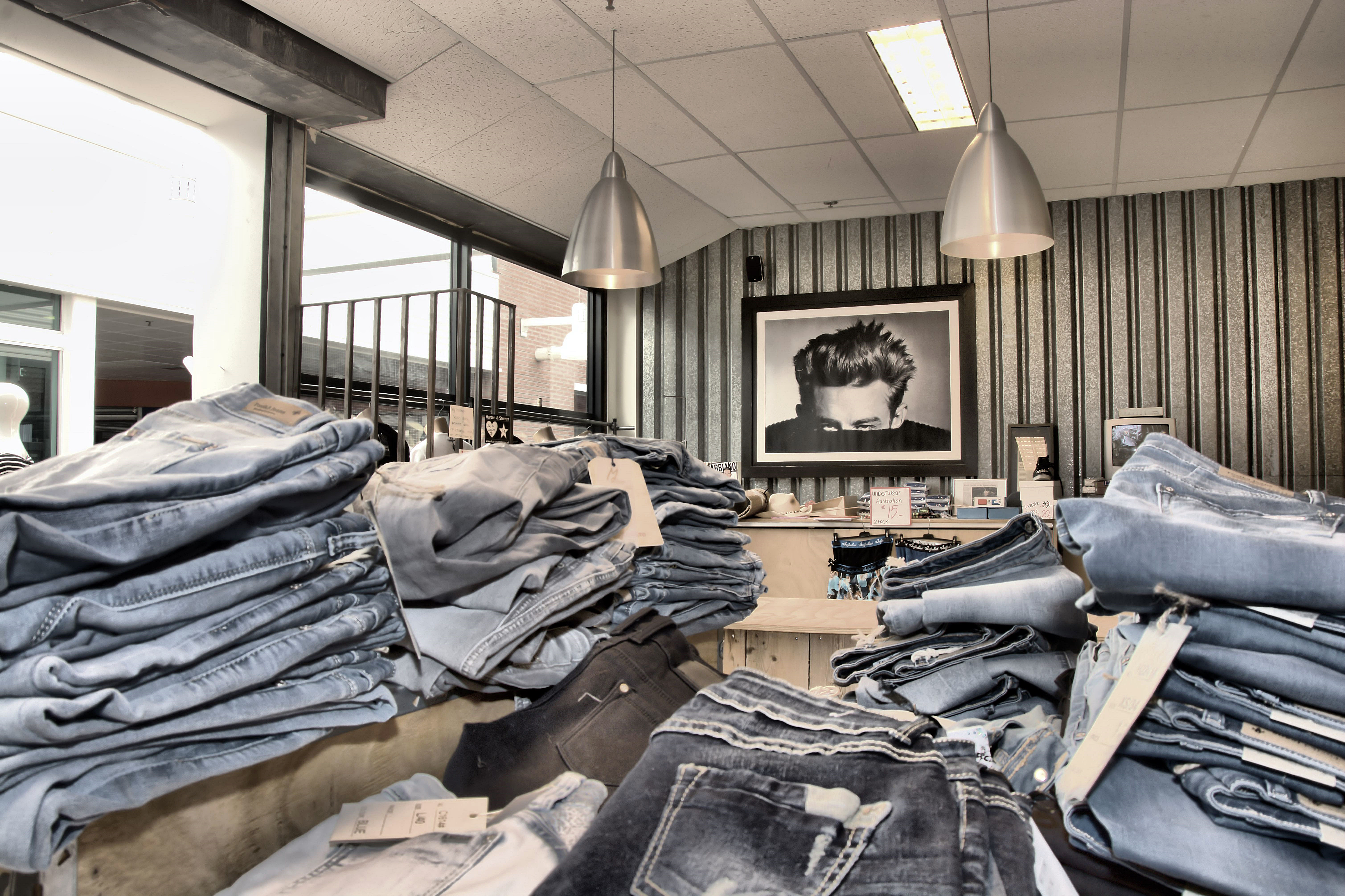 vingerafdruk persoon Nieuwheid Jeans Outlet Haarlem